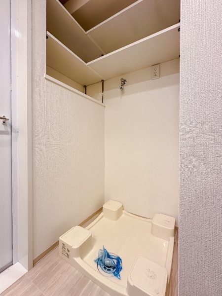 新宿区新小川町のマンション