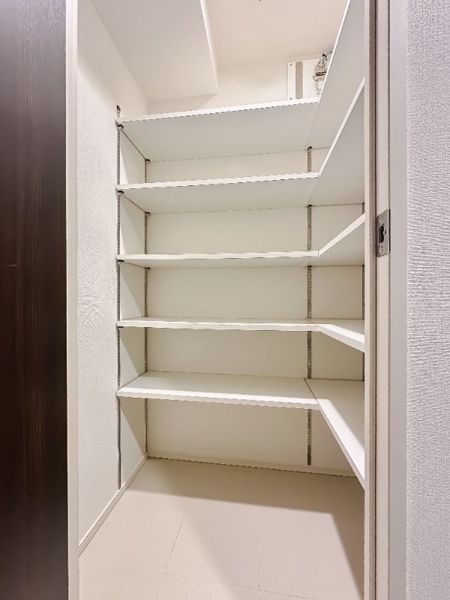 新宿区新小川町のマンション