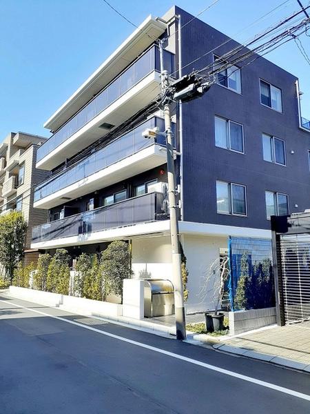 新宿区南町のマンション