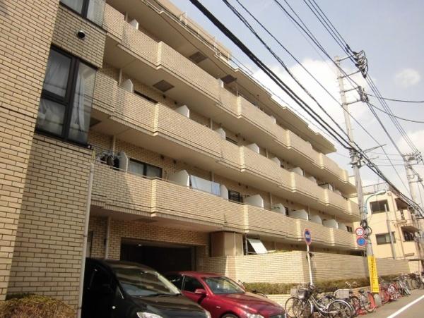 新宿区市谷薬王寺町のマンション