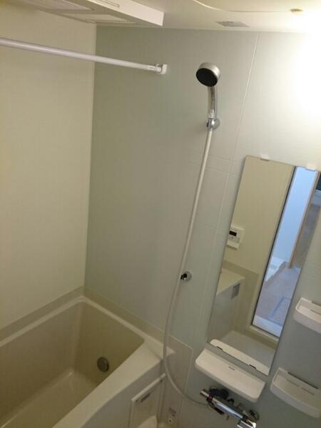 新宿区富久町のアパート