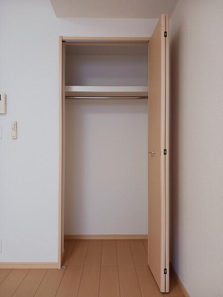 新宿区西早稲田１丁目のマンション