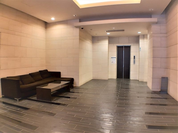 新宿区市谷砂土原町２丁目のマンション