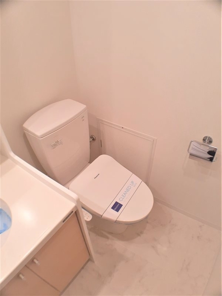 新宿区市谷砂土原町２丁目のマンション