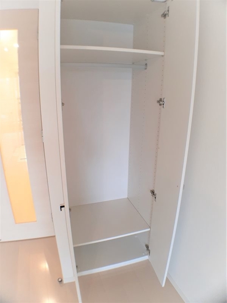 新宿区市谷砂土原町２丁目のマンション