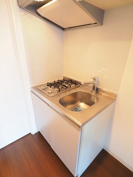 新宿区市谷薬王寺町のマンション