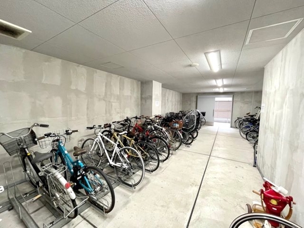 千代田区神田三崎町３丁目のマンション