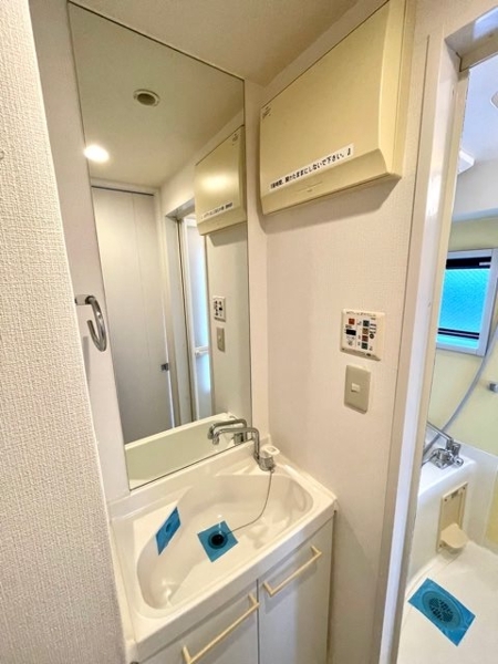 新宿区市谷薬王寺町のマンション