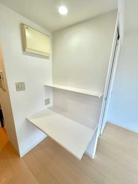 新宿区市谷薬王寺町のマンション