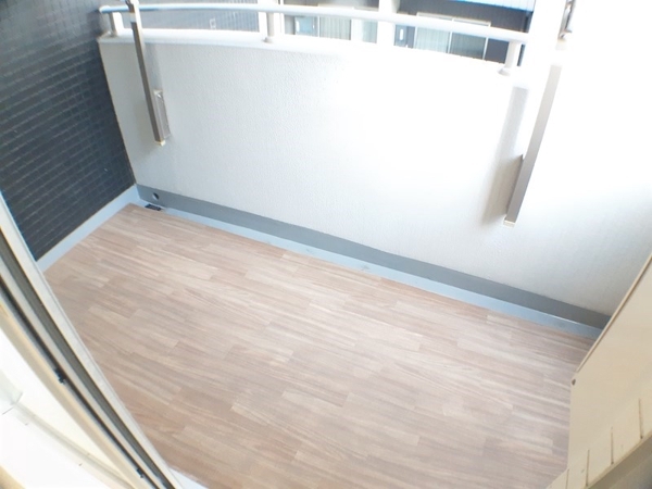 新宿区市谷本村町のマンション