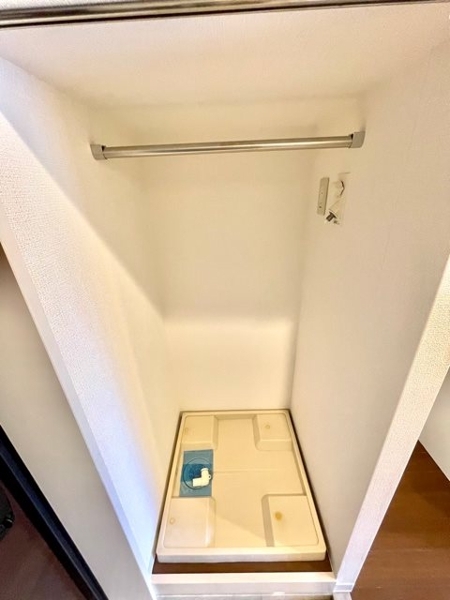 新宿区市谷薬王寺町のマンション
