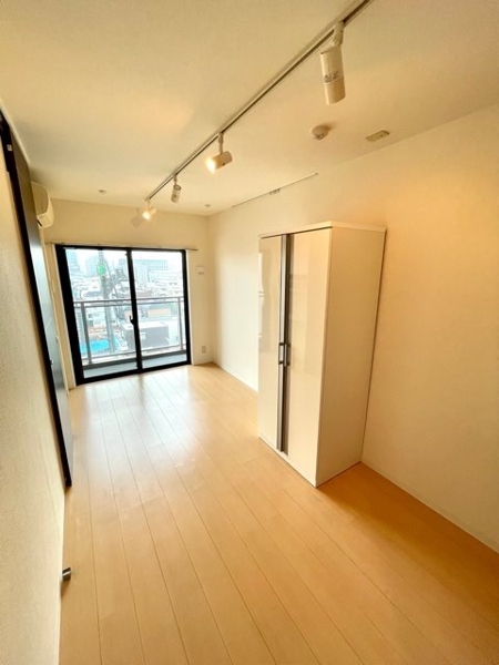 新宿区市谷薬王寺町のマンション