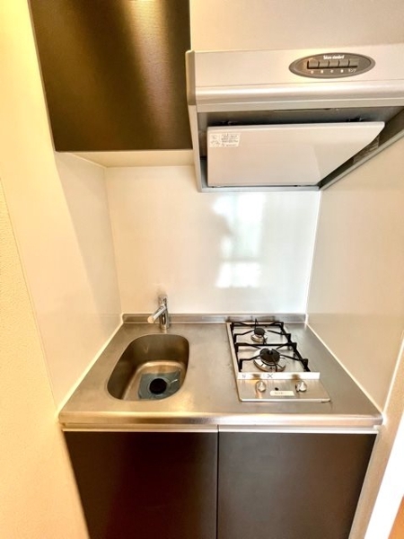 新宿区市谷薬王寺町のマンション