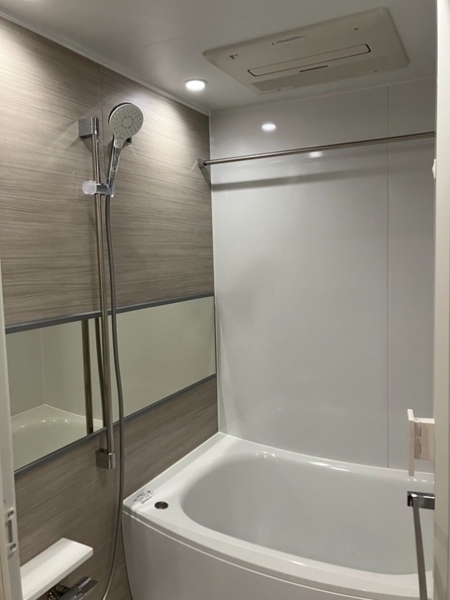 新宿区市谷本村町のマンション