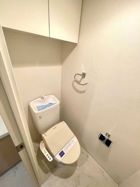新宿区市谷本村町のマンション