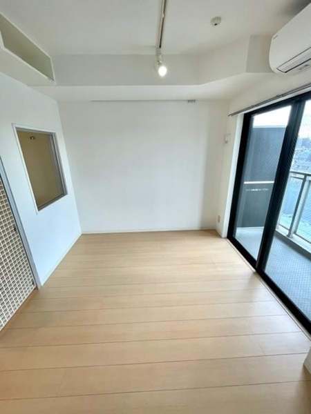新宿区市谷薬王寺町のマンション