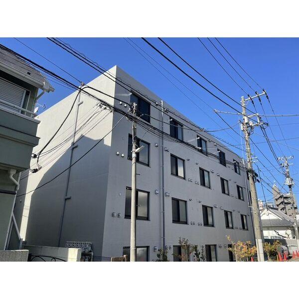Aglaia　新宿横寺町