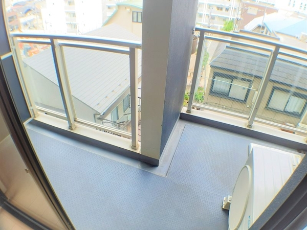 新宿区市谷薬王寺町のマンション