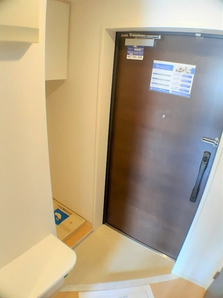新宿区市谷薬王寺町のマンション