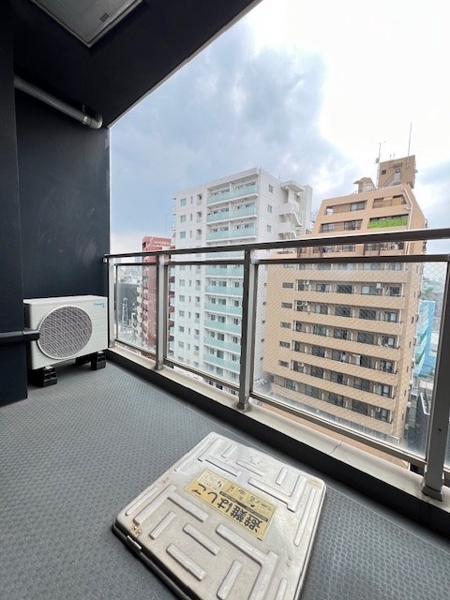 新宿区市谷薬王寺町のマンション