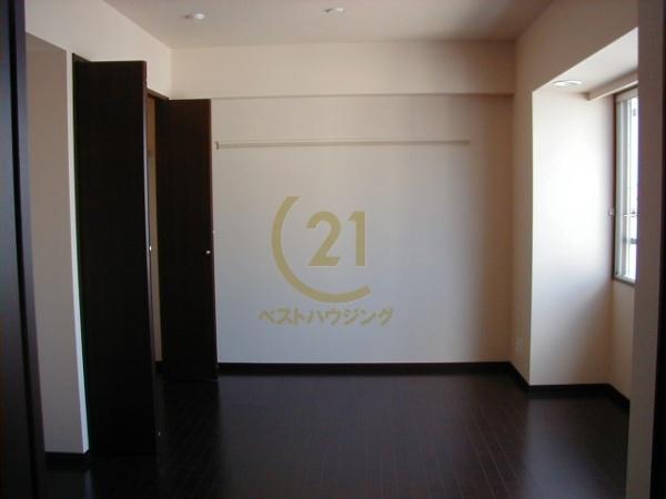 新宿区市谷砂土原町２丁目のマンション