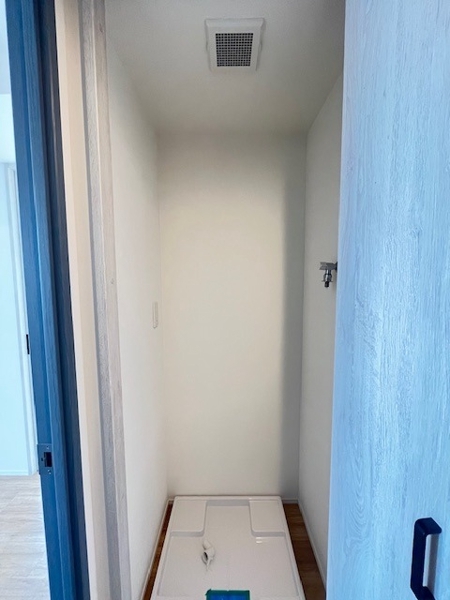 新宿区市谷本村町のマンション