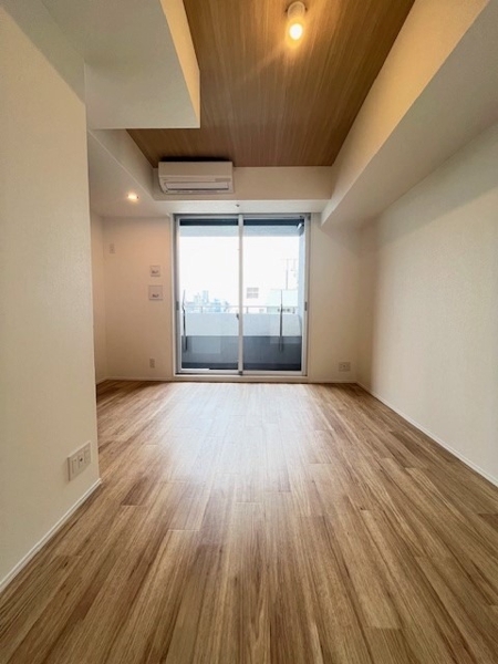 新宿区市谷本村町のマンション