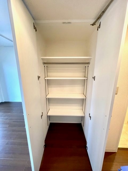 新宿区市谷薬王寺町のマンション