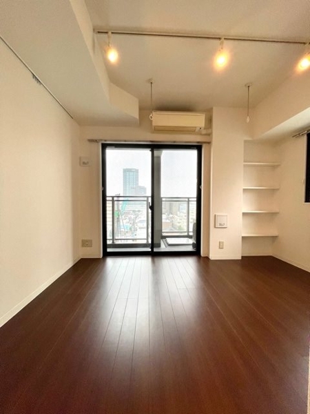 新宿区市谷薬王寺町のマンション