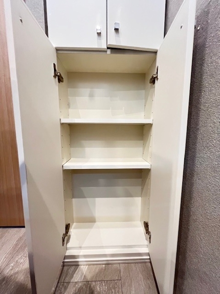 新宿区市谷本村町のマンション