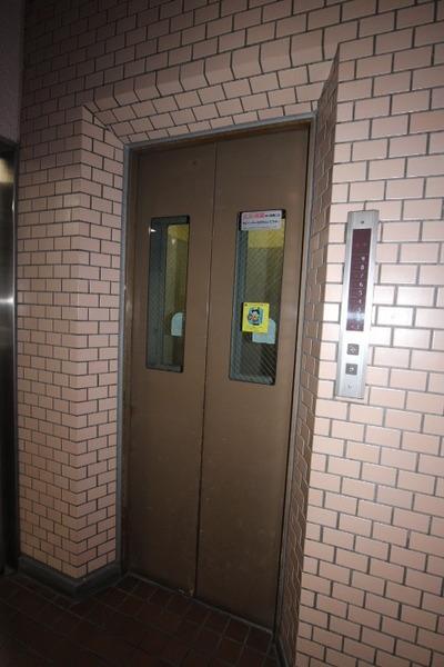 横浜市神奈川区青木町のマンション