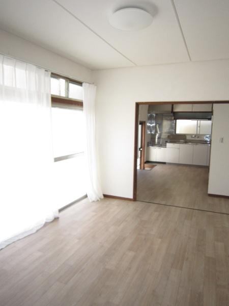 Ｃｈｅｚ　ｍoi