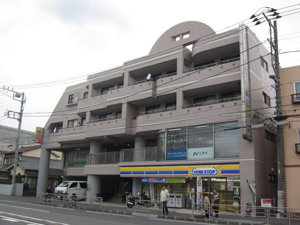 カスティール・タナベ