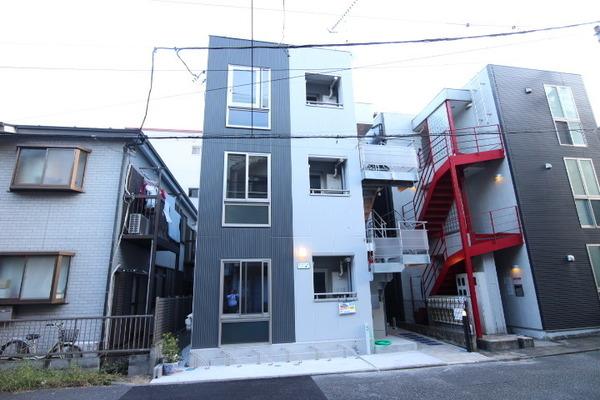 横浜市南区二葉町２丁目のマンション