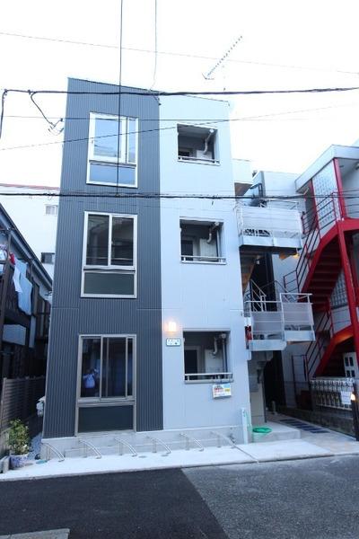 横浜市南区二葉町２丁目のマンション