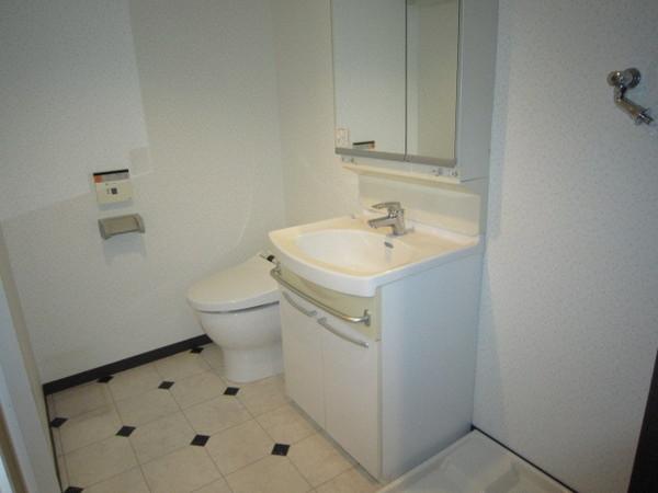 グリフィン横浜・東口弐番館