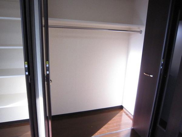 グリフィン横浜・東口弐番館