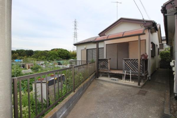 和泉町貸家