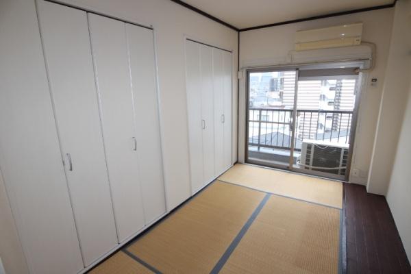 久保町共同ビル