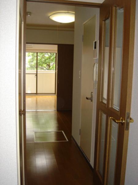 横浜市南区白妙町４丁目のマンション