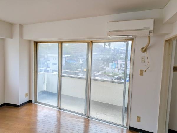 横浜市南区六ツ川２丁目のマンション