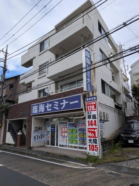 横浜市南区六ツ川２丁目のマンション
