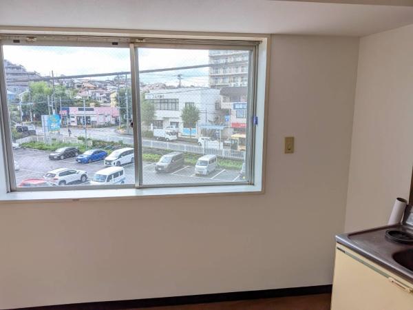 横浜市南区六ツ川２丁目のマンション