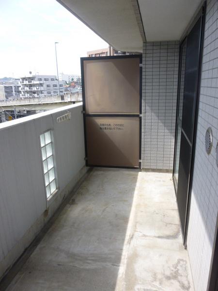 ファーストクラス鴨居