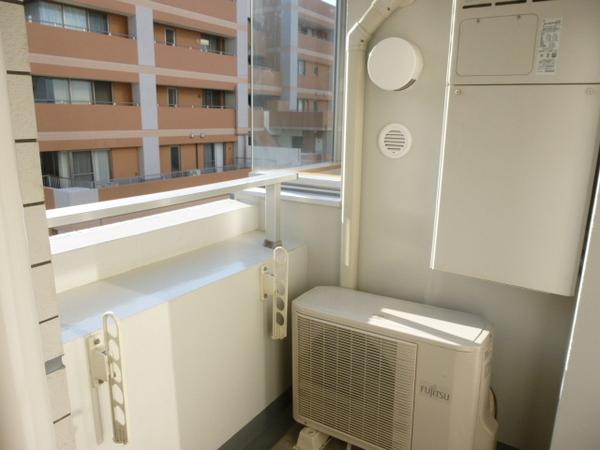 ルネ・ブランシュ横浜海岸通り