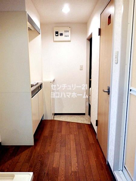 エスト横浜