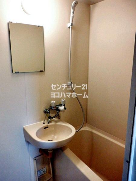 エスト横浜