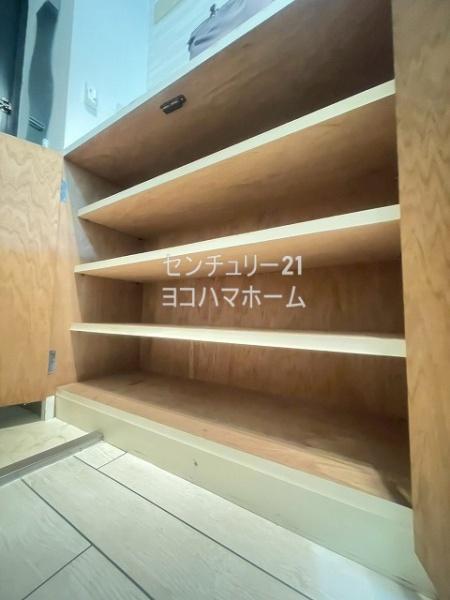 ストークビル高島