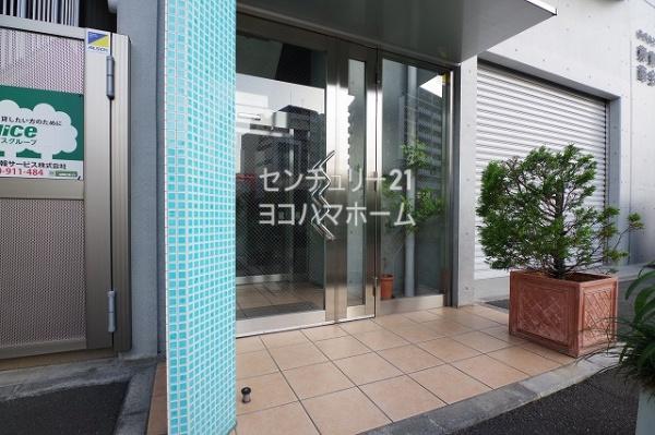 コニファー新子安