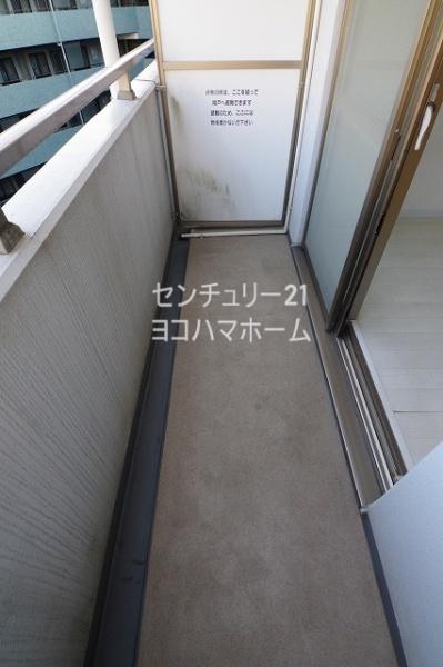 コニファー新子安